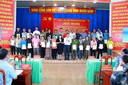 Gia Lai: 197 hộ dân hiến đất mở rộng 22 tuyến đường nông thôn
