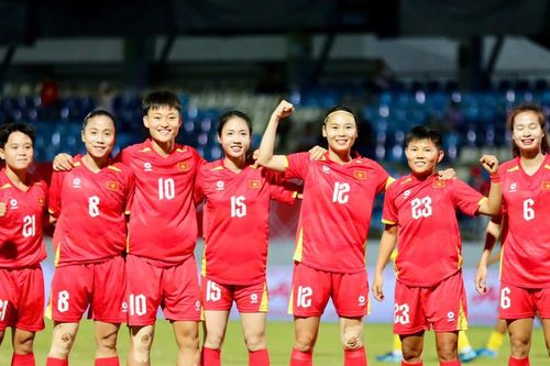 Tạo mưa bàn thắng, ĐT Việt Nam được truyền thông Đông Nam Á khen là 'nữ hoàng SEA Games'