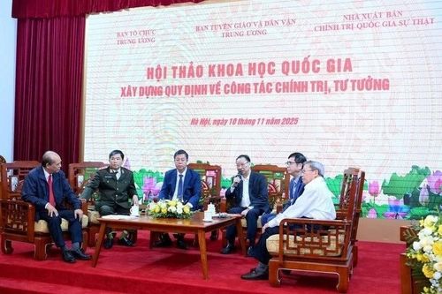 Đổi mới công tác chính trị, tư tưởng, đáp ứng yêu cầu thực tiễn