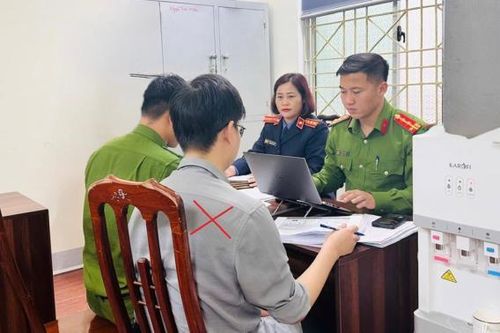 Cựu nhân viên tư vấn lừa đảo, chiếm đoạt tiền tỷ