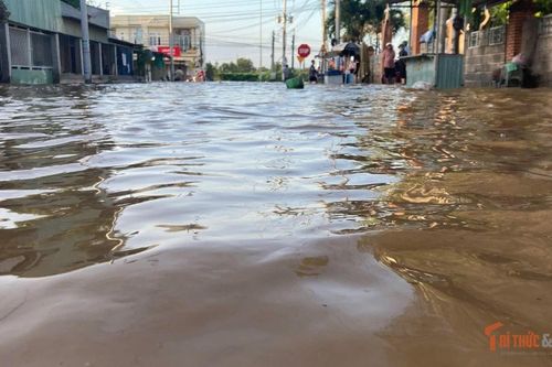 Nước dâng không ngừng, Lâm Đồng trắng đêm di dời dân