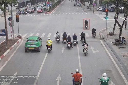 Camera A.I phát hiện 39 trường hợp vượt đèn đỏ