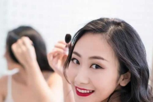 Những lời nói dối phụ nữ thích nghe nhất