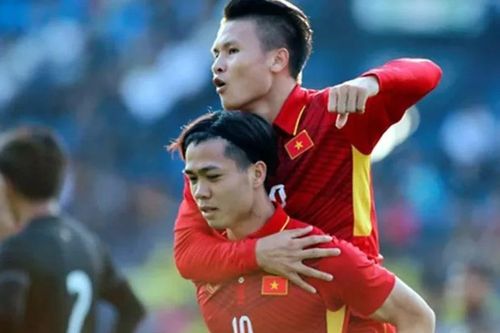 Sao trẻ Việt Nam 'vượt mặt' Quang Hải, Công Phượng là ai?