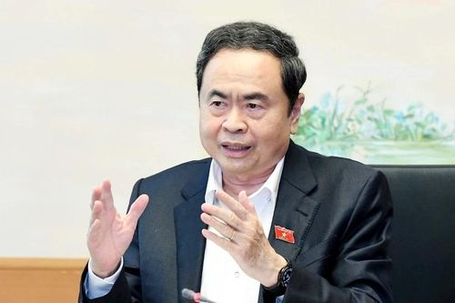 Chủ tịch Quốc hội: Nhà đầu tư nào vào nước ta cũng hỏi có đủ điện không?