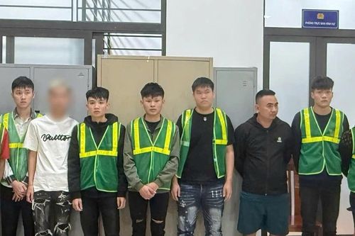 Hà Nội: Tạm giữ 9 đối tượng hỗn chiến trong đêm