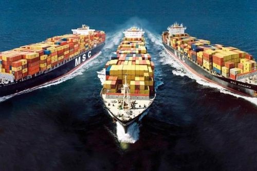 Giá cước tàu chở dầu tăng gần 500%, thị trường vận tải toàn cầu chao đảo