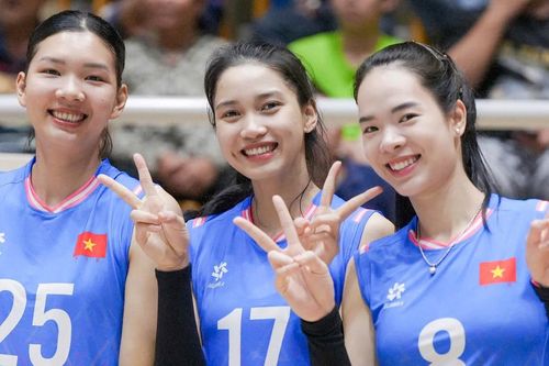 Tuyển bóng chuyền nữ Việt Nam nhận tin cực vui trước SEA Games