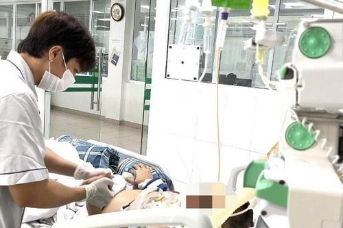 Cứu sống bệnh nhân cúm A suy thận, tổn thương phổi nặng do nhiễm nấm Aspergillus