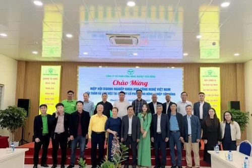 Đoàn công tác VST thăm, làm việc tại công ty Tiến Nông