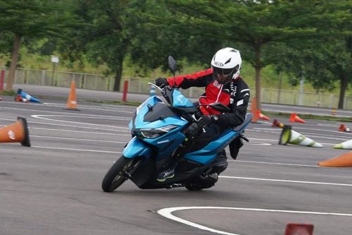Honda trình làng Vario 125 đời mới lột xác về thiết kế cho 'dân chơi', giá từ 38,6 triệu đồng