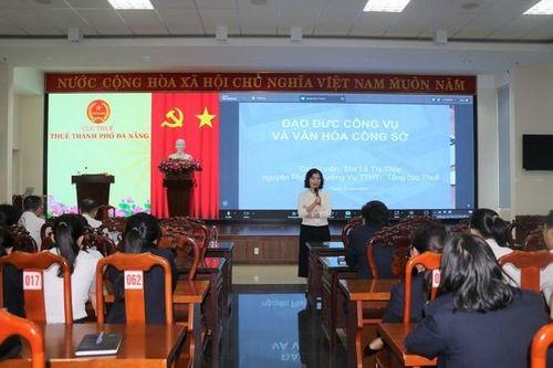 Đà Nẵng bồi dưỡng kỹ năng giao tiếp cho công chức thuế