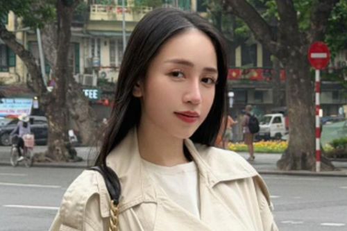 Đồng hồ 8 chữ số của con gái Minh Nhựa