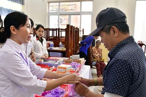 Tô thắm truyền thống lực lượng vũ trang Quân khu 9