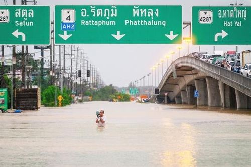 Hỗ trợ quốc tế cho các nước Nam Á và Đông Nam Á ứng phó lũ lụt nghiêm trọng