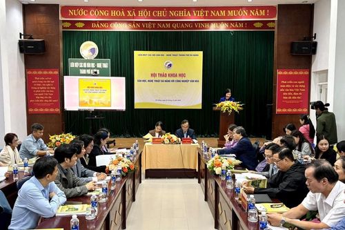 Hội thảo 'Văn học, nghệ thuật Đà Nẵng với công nghiệp văn hóa'