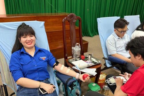 Đoàn thanh niên Bệnh viện Đa khoa Tiền Giang tổ chức hiến máu tình nguyện