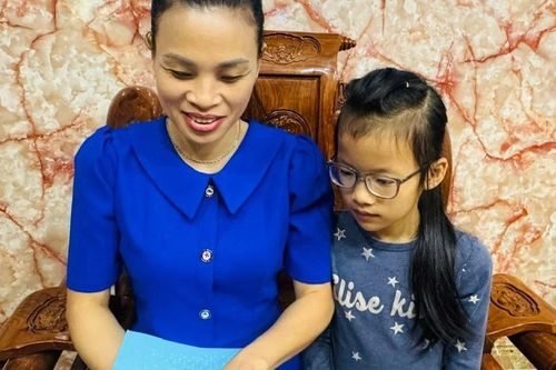 Những tấm gương vượt lên bóng tối