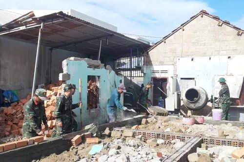 17 căn nhà bị sập hoàn toàn do bão lũ đã được thi công xây dựng mới