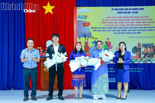 Xã Khánh Vĩnh ra mắt 2 câu lạc bộ sinh hoạt văn hóa dân gian và 1 đội văn nghệ truyền thống