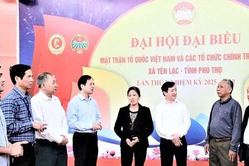 Đại biểu HĐND xã Yên Lạc tiếp xúc cử tri trước Kỳ họp thường lệ cuối năm 2025