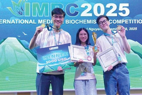 Sinh viên Huế vô địch cuộc thi hóa sinh y học quốc tế