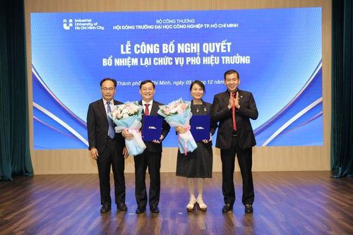 IUH công bố quyết định bổ nhiệm lại 2 Phó Hiệu trưởng