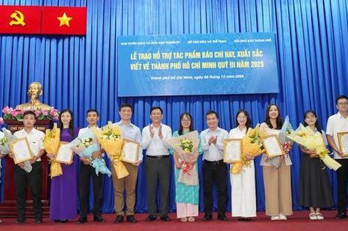TP.HCM khen thưởng các tác phẩm báo chí xuất sắc quý III/2025