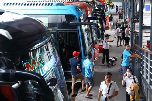 Giá vé xe minh bạch, chất lượng cải thiện: Hành khách hưởng lợi từ Thông tư 13