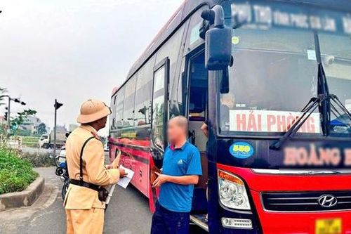 Hà Nội xử lý nghiêm vi phạm trong hoạt động kinh doanh vận tải