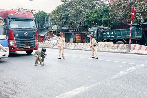 Hưng Yên: Liên tiếp xảy ra tai nạn trên quốc lộ 10 khiến hai người tử vong
