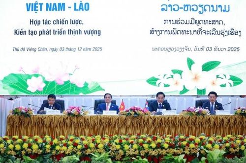 Tập đoàn Hóa chất Việt Nam cam kết 'chỉ bàn làm' tại Hội nghị Xúc tiến Đầu tư Việt Nam - Lào