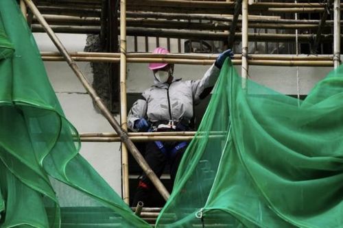 Hong Kong siết an toàn xây dựng, dỡ khẩn cấp lưới giàn giáo toàn thành phố