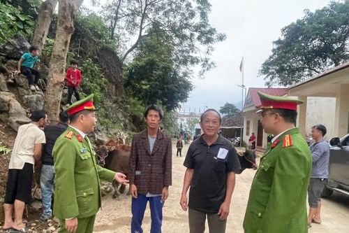 Nhịp sống mới của những xóm đồng bào Mông trên đỉnh núi (bài 1)