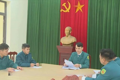 Xã Tam Hưng tập trung kiểm điểm, xếp loại đảng viên