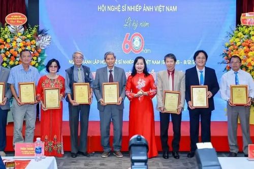Kỷ niệm 60 năm Hội Nghệ sĩ Nhiếp ảnh Việt Nam