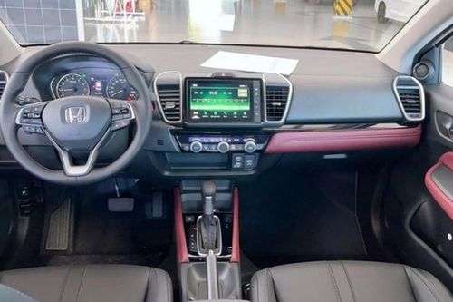 Giá lăn bánh Honda City giảm sâu, rẻ kỷ lục, chỉ ngang xe hạng A, Hyundai Accent, Toyota Vios không so lại doanh số