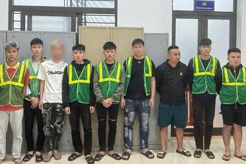 Tạm giữ 9 người sau vụ hỗn chiến vì chuyện tình cảm