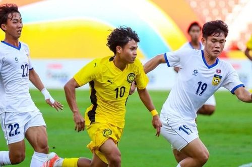 Hạ đẹp U22 Lào, tuyển Malaysia 'vượt mặt' U22 Việt Nam