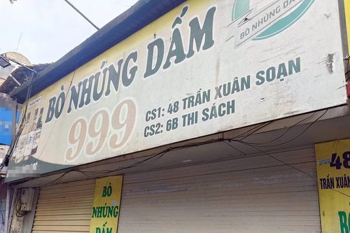 Hà Nội: Dừng hoạt động quán bò nhúng dấm bị khách tố có dòi