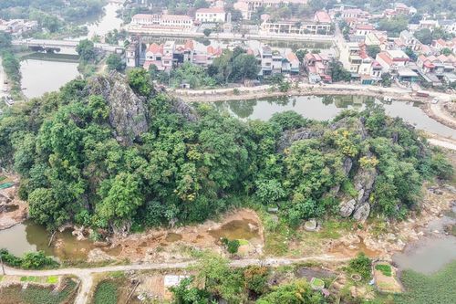 Dự án 47 tỷ ở Ninh Bình 'gặp khó' vì 39 ngôi mộ
