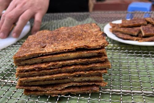 Đặc sản 'ăn chơi' vị ngon lạ ở Hưng Yên, khách ở xa có tiền cũng khó mua