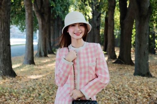 Địa điểm khiến Hòa Minzy mê mẩn, xem ảnh chỉ muốn đặt vé đi chơi ngay