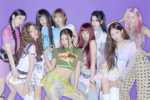 TWICE quyên góp 1 triệu đô la Hong Kong hỗ trợ nạn nhân vụ cháy chung cư