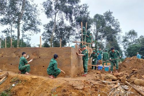 Chung sức xóa nhà tạm