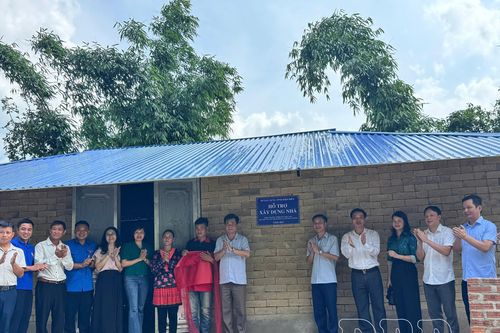 Mái ấm nơi vùng cao
