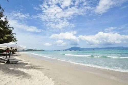 Về với biển quê hương
