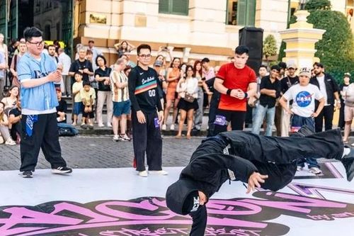 Giới trẻ kết nối bản sắc Việt qua nghệ thuật đường phố