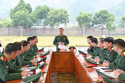 Quân khu 2 kiểm tra công tác chuẩn bị Lễ khởi công dự án rà phá bom mìn, vật nổ tại tỉnh Tuyên Quang