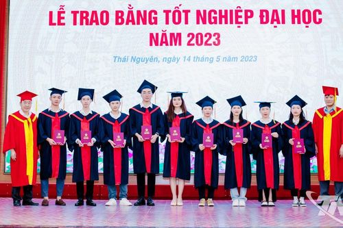 Kỷ niệm 60 năm Ngày truyền thống Trường Đại học Kỹ thuật công nghiệp Thái Nguyên (6/12/1965 - 6/12/2025): Đổi mới đào tạo nhân lực, đáp ứng yêu cầu phát triển quốc gia